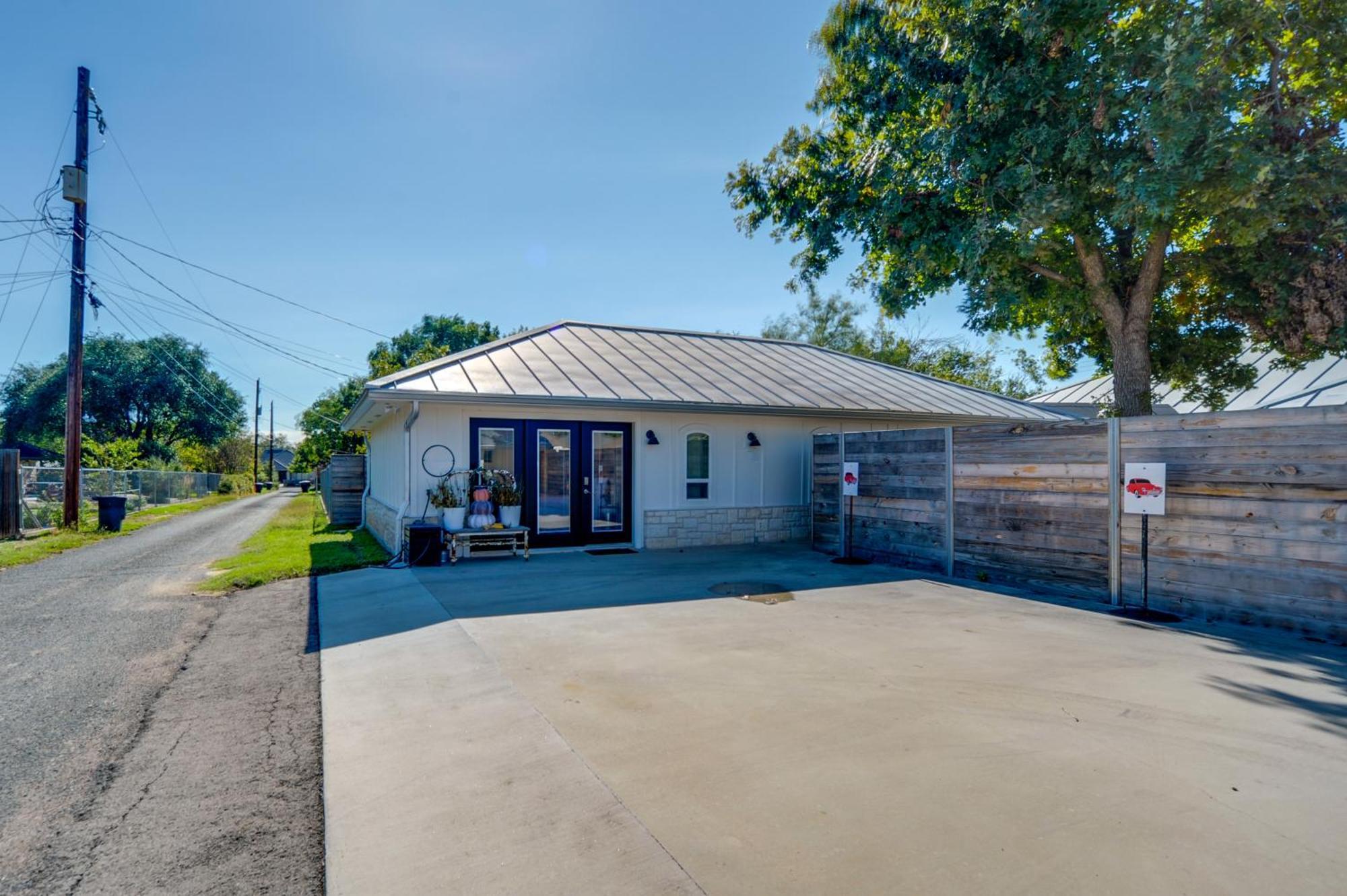 Fredericksburg Regan Cottage With Hot Tub! Εξωτερικό φωτογραφία