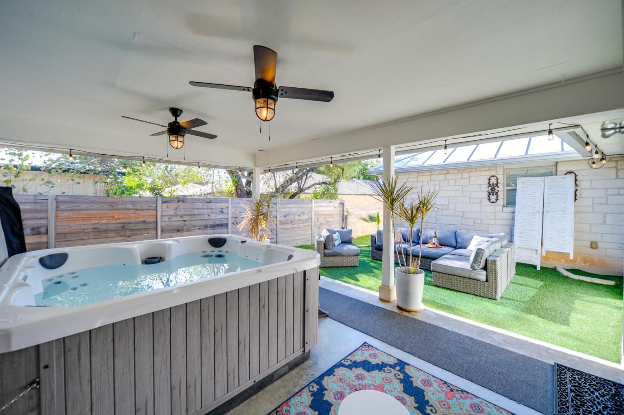 Fredericksburg Regan Cottage With Hot Tub! Εξωτερικό φωτογραφία